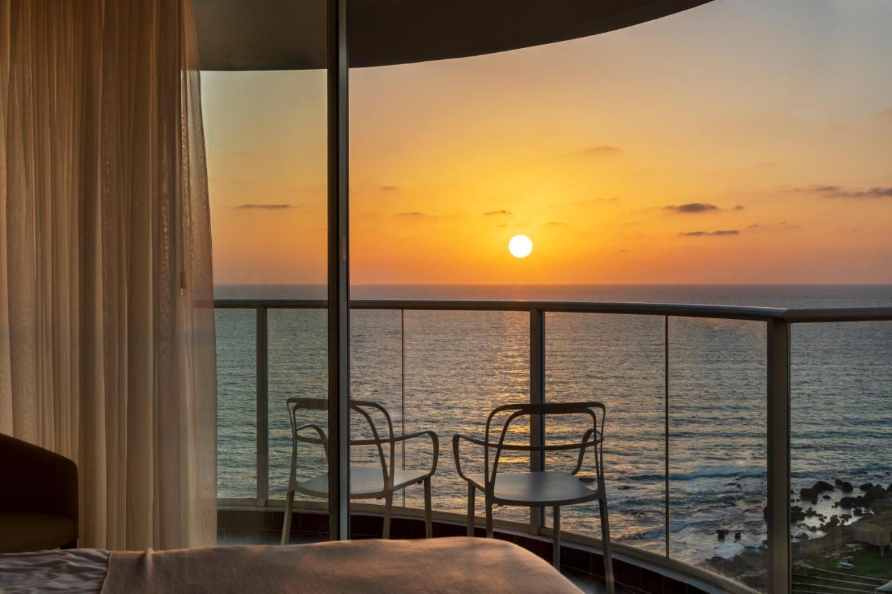 Ramada Resort Hadera Beach Buitenkant foto