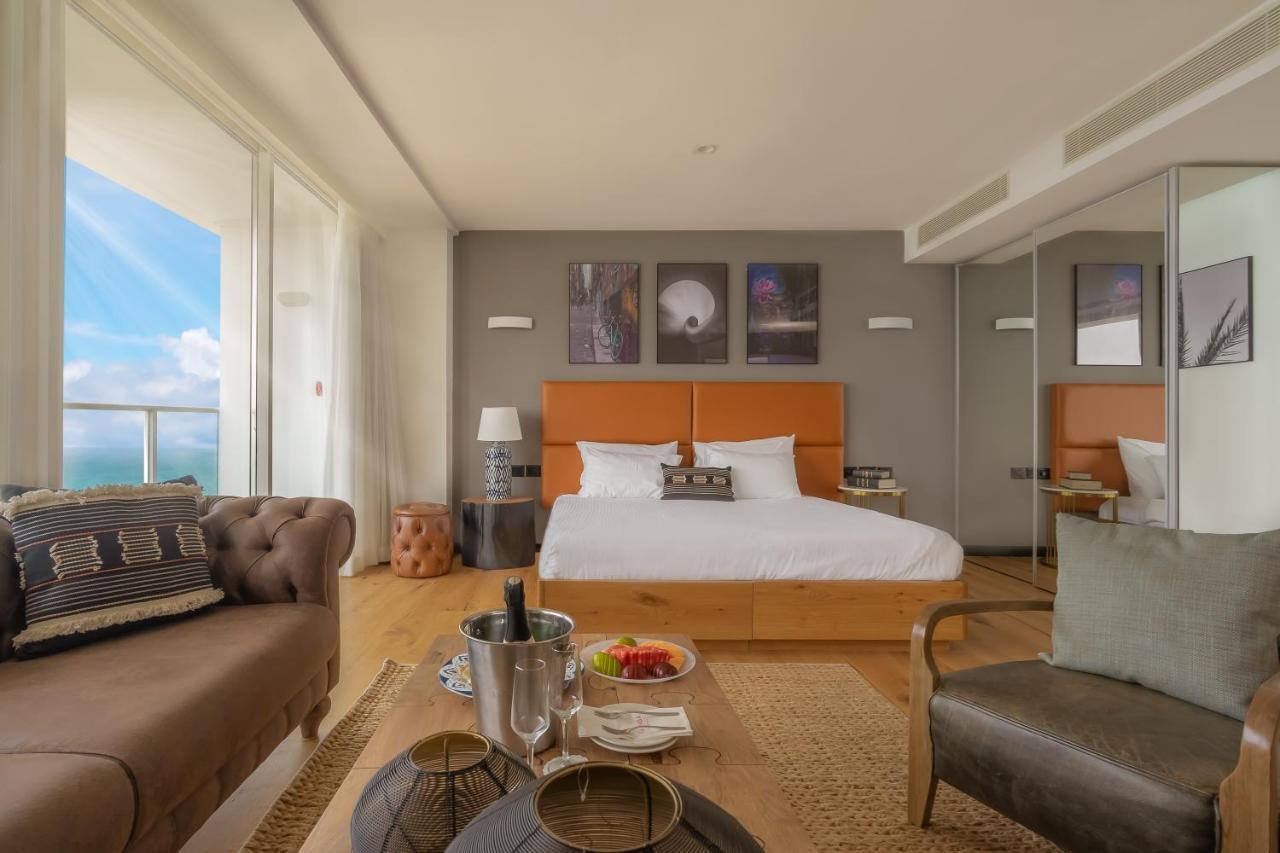 Ramada Resort Hadera Beach Buitenkant foto